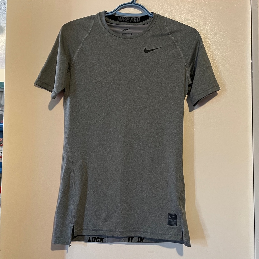 NIKE PRO MESH COMPRESSION TEE